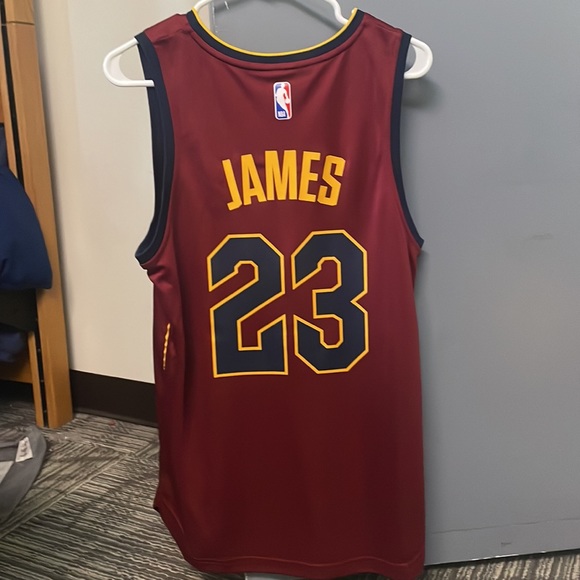 Fanatics Lebron James Cleveland “23” Jersey - Picture 2 of 2